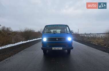 Грузовой фургон Volkswagen Transporter 1989 в Самборе