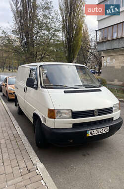 Вантажний фургон Volkswagen Transporter 1997 в Києві