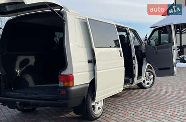 Мінівен Volkswagen Transporter 2002 в Чернівцях