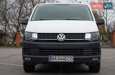 Грузовой фургон Volkswagen Transporter 2015 в Александрие