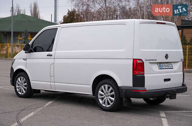 Грузовой фургон Volkswagen Transporter 2015 в Александрие