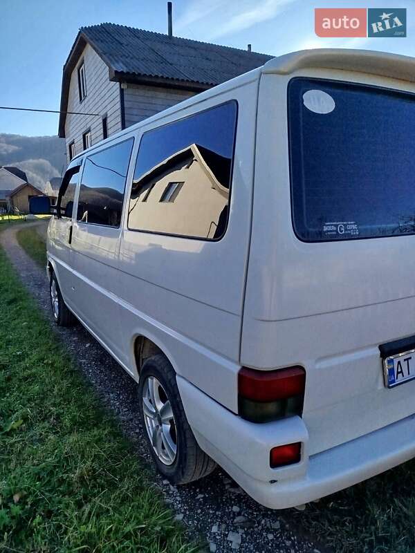 Мінівен Volkswagen Transporter 2000 в Богородчанах
