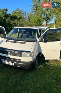 Минивэн Volkswagen Transporter 2000 в Ровно