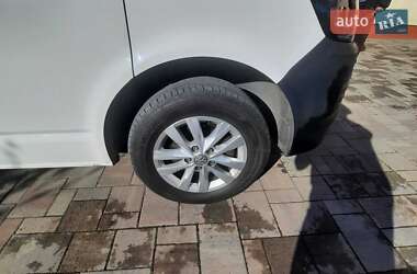 Грузовой фургон Volkswagen Transporter 2015 в 