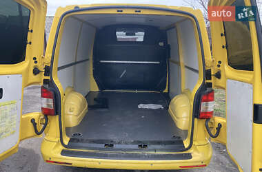Грузовой фургон Volkswagen Transporter 2012 в 