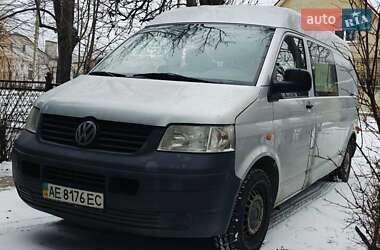 Вантажний фургон Volkswagen Transporter 2005 в Дніпрі