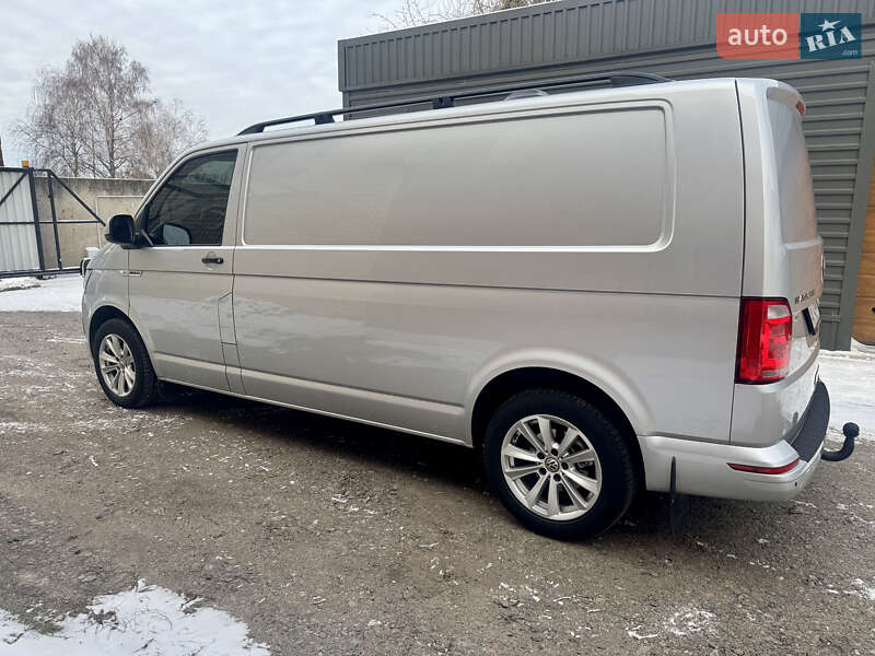 Вантажний фургон Volkswagen Transporter 2018 в Новій Водолагі