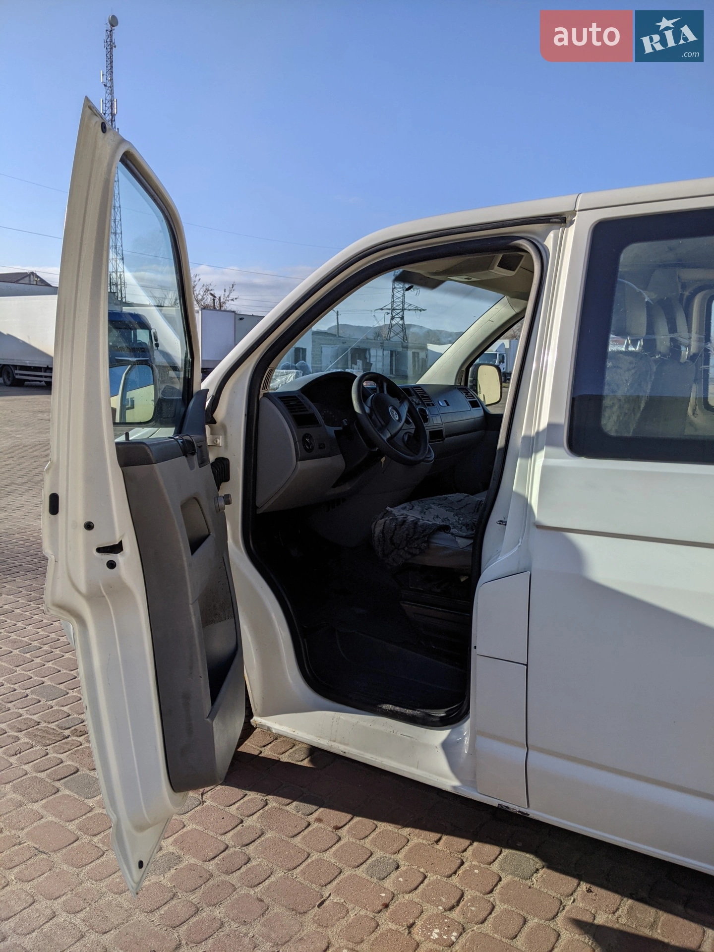 Volkswagen Transporter 2008 VIN WV1ZZZ7HZ9H071105 фото оголошення 6 з 12