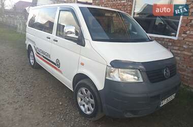 Мінівен Volkswagen Transporter 2004 в Івано-Франківську