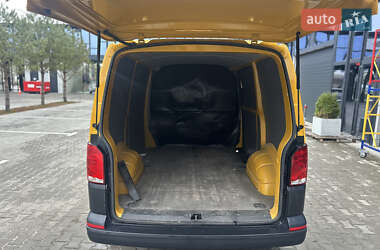 Грузовой фургон Volkswagen Transporter 2020 в 
