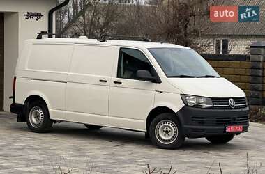 Вантажний фургон Volkswagen Transporter 2017 в Любомлі