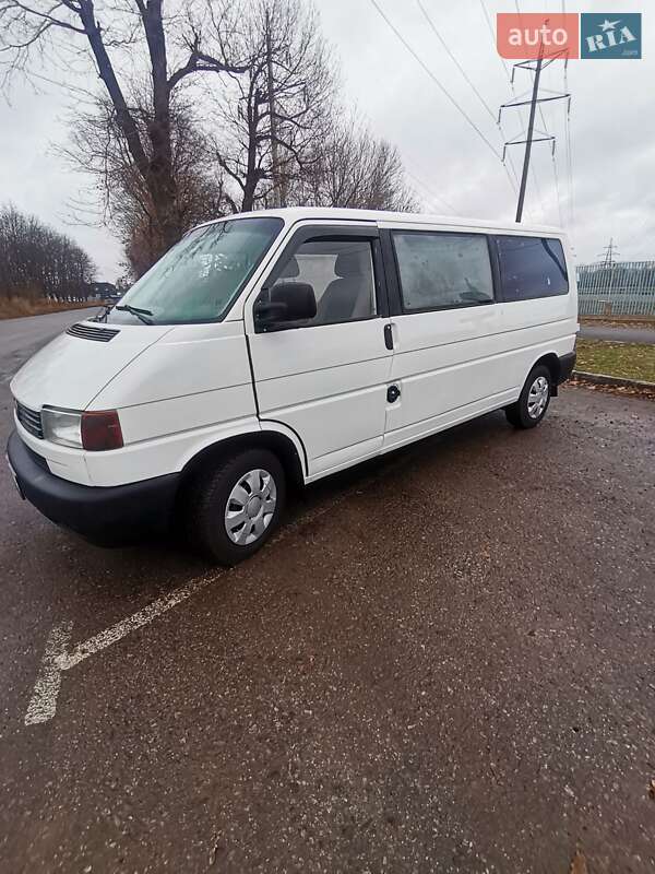 Минивэн Volkswagen Transporter 2000 в Полтаве