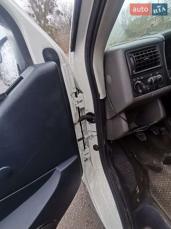 Минивэн Volkswagen Transporter 2000 в Полтаве