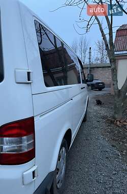 Мінівен Volkswagen Transporter 2004 в Звенигородці