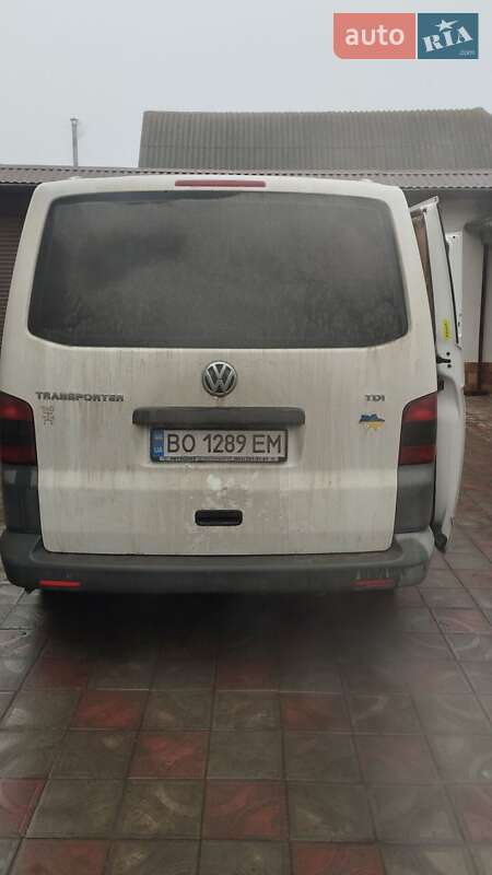Мінівен Volkswagen Transporter 2010 в Гусятині