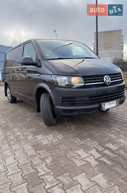 Вантажний фургон Volkswagen Transporter 2016 в Житомирі