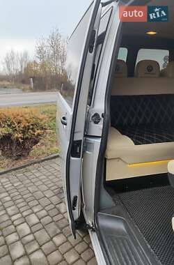 Минивэн Volkswagen Transporter 2010 в Мукачево