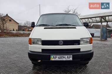 Вантажний фургон Volkswagen Transporter 2003 в Києві