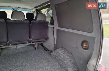 Вантажний фургон Volkswagen Transporter 2003 в Києві