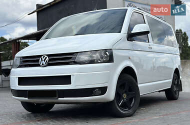 Мінівен Volkswagen Transporter 2010 в Дніпрі