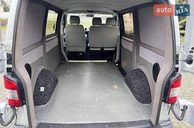 Грузопассажирский фургон Volkswagen Transporter 2011 в 