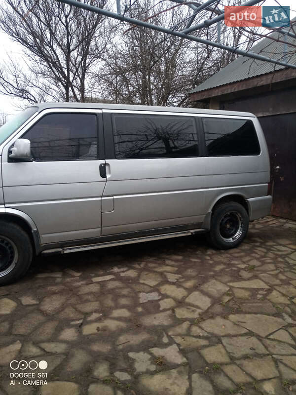 Минивэн Volkswagen Transporter 1996 в Костополе
