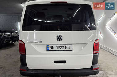 Мінівен Volkswagen Transporter 2016 в Кременці