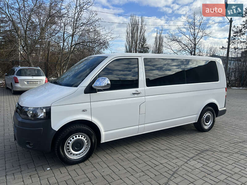 Мінівен Volkswagen Transporter 2011 в Чернівцях