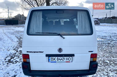 Мінівен Volkswagen Transporter 2002 в Здолбуніві