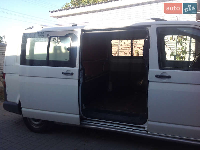 Минивэн Volkswagen Transporter 2008 в Запорожье