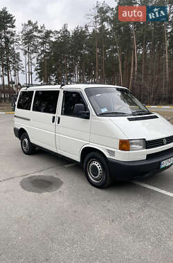 Мінівен Volkswagen Transporter 2000 в Ірпені