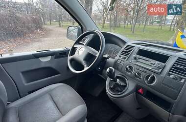 Мінівен Volkswagen Transporter 2004 в Миколаєві