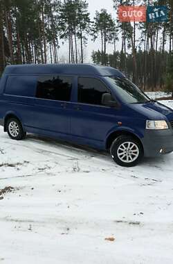 Вантажопасажирський фургон Volkswagen Transporter 2004 в Рівному