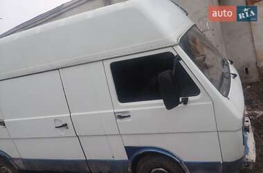 Грузовой фургон Volkswagen Transporter 1989 в Тернополе