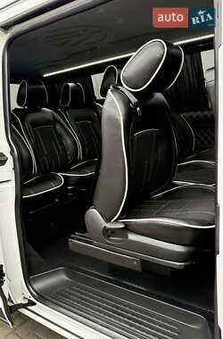 Мінівен Volkswagen Transporter 2020 в 