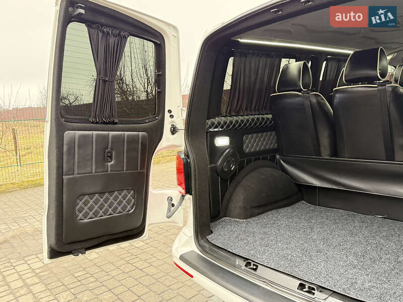 Минивэн Volkswagen Transporter 2020 в Киеве