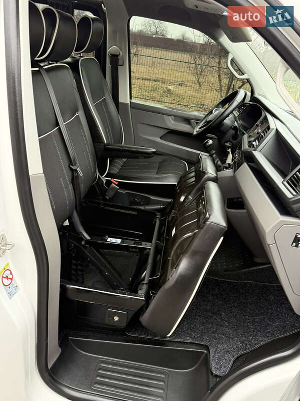 Минивэн Volkswagen Transporter 2020 в Киеве