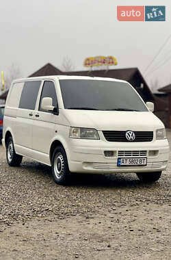 Мінівен Volkswagen Transporter 2004 в Коломиї