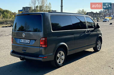 Мінівен Volkswagen Transporter 2016 в Рівному