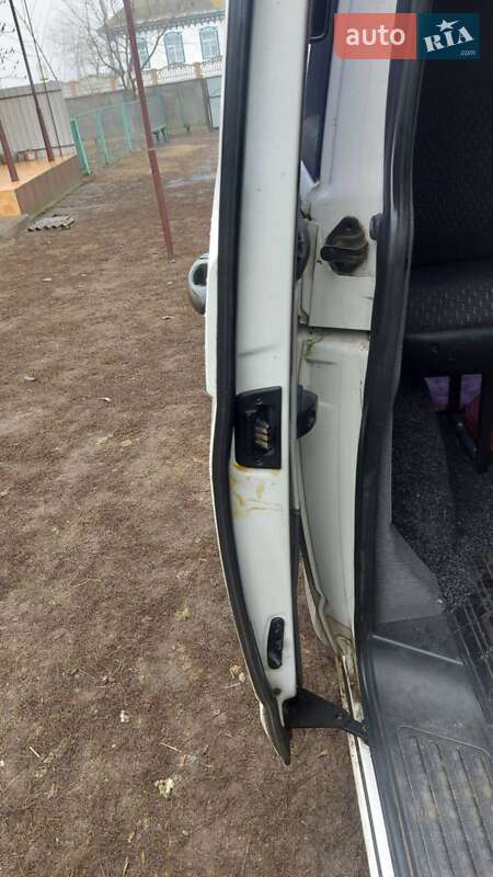 Минивэн Volkswagen Transporter 2009 в Черкассах
