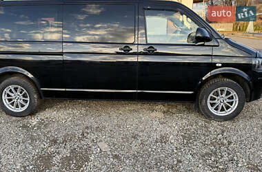 Минивэн Volkswagen Transporter 2009 в 