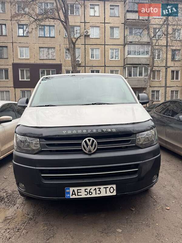 Грузовой фургон Volkswagen Transporter 2012 в Кривом Роге