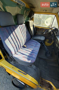 Мінівен Volkswagen Transporter 1985 в 