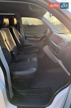 Минивэн Volkswagen Transporter 2018 в 