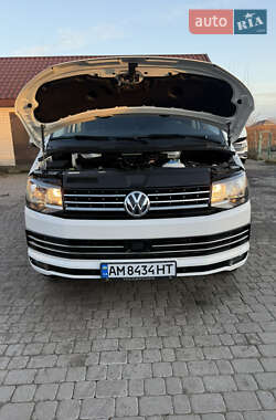 Минивэн Volkswagen Transporter 2018 в 