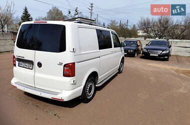 Минивэн Volkswagen Transporter 2015 в 
