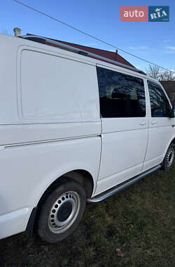 Минивэн Volkswagen Transporter 2015 в 