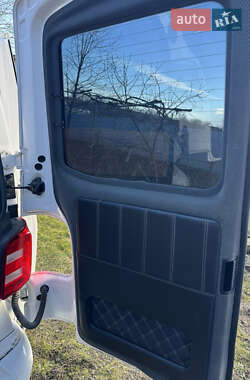Минивэн Volkswagen Transporter 2015 в 