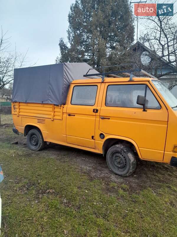 Минивэн Volkswagen Transporter 1990 в Сарнах