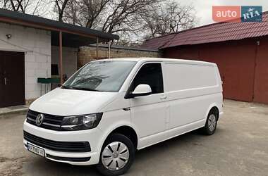 Вантажний фургон Volkswagen Transporter 2017 в Києві